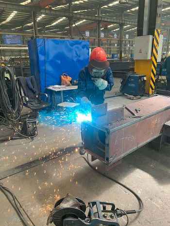 二保焊焊接11.jpg 二保焊焊接11.jpg